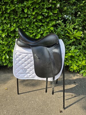 Euroriding Luxor 18 inch